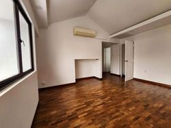 Kew Vale (D16), Terrace #585652961